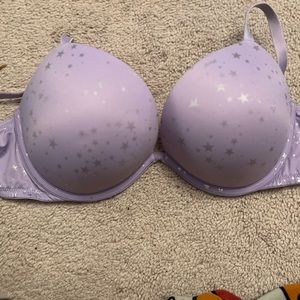 Star patterned bra